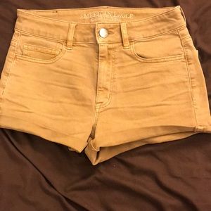 American Eagle Tan Hi-rise shortie